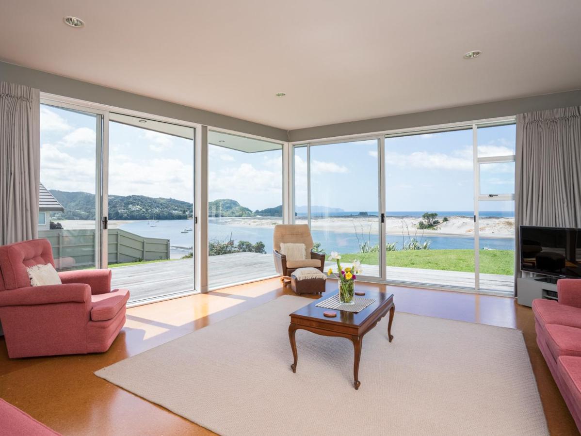 Roberts Retreat - Mangawhai Holiday Home Extérieur photo